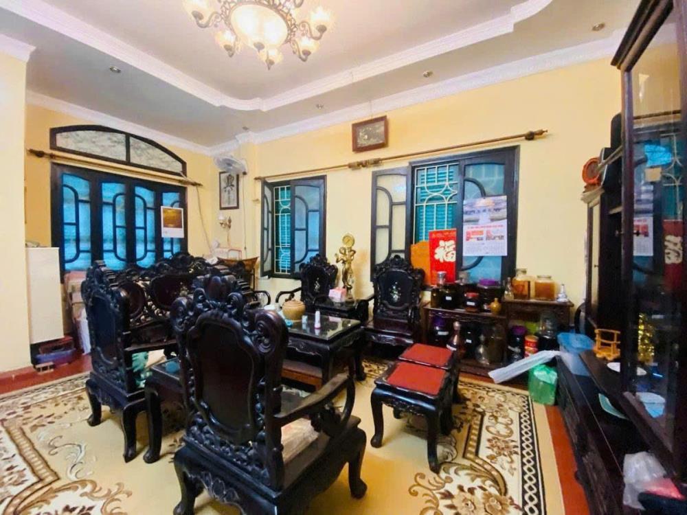 Nhà phố Đào Tấn 40m², 6 tầng lô góc, giá 13 tỷ - Ô tô vào nhà, kinh doanh thuận lợi!