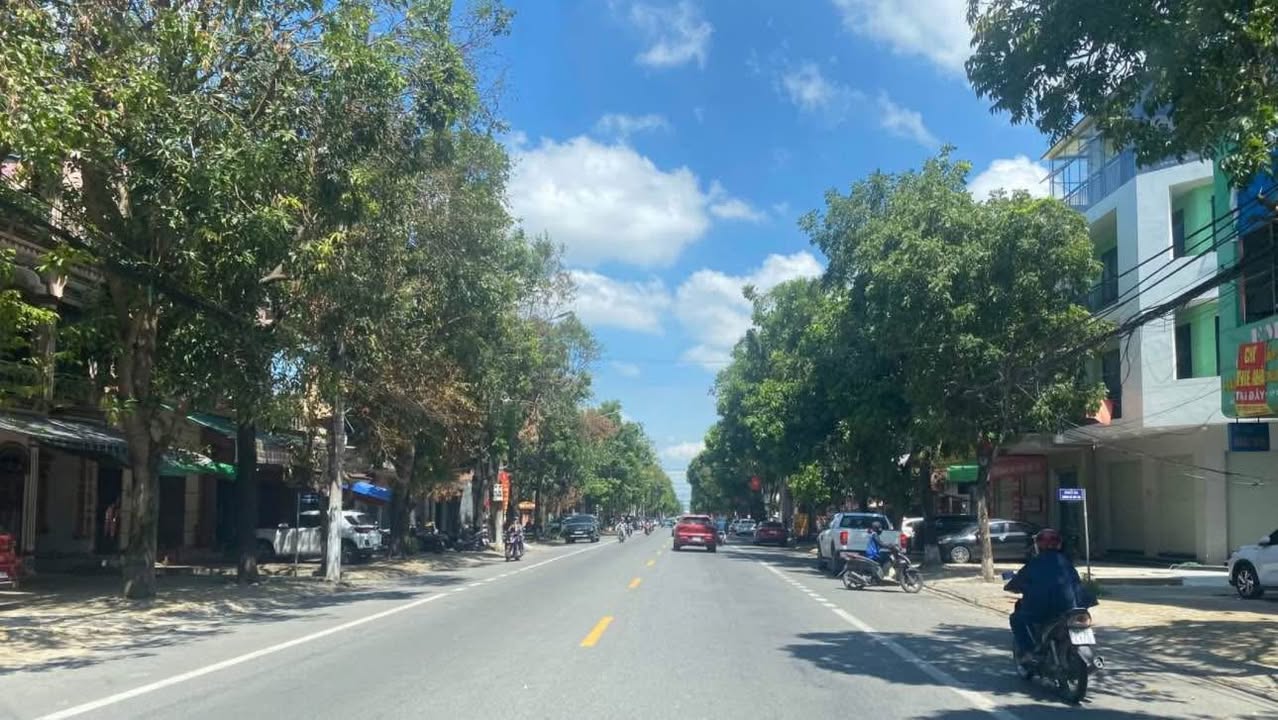 Đất nền Vinh 132.4m² giá 100 triệu - Chính chủ, mặt tiền đẹp!