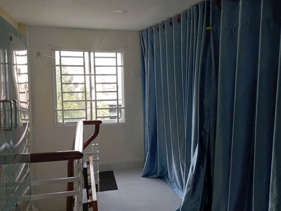 Nhà 1 trệt 1 lầu tại Thủ Đức 34m² giá 1.85 tỷ - Dọn vào ở ngay!