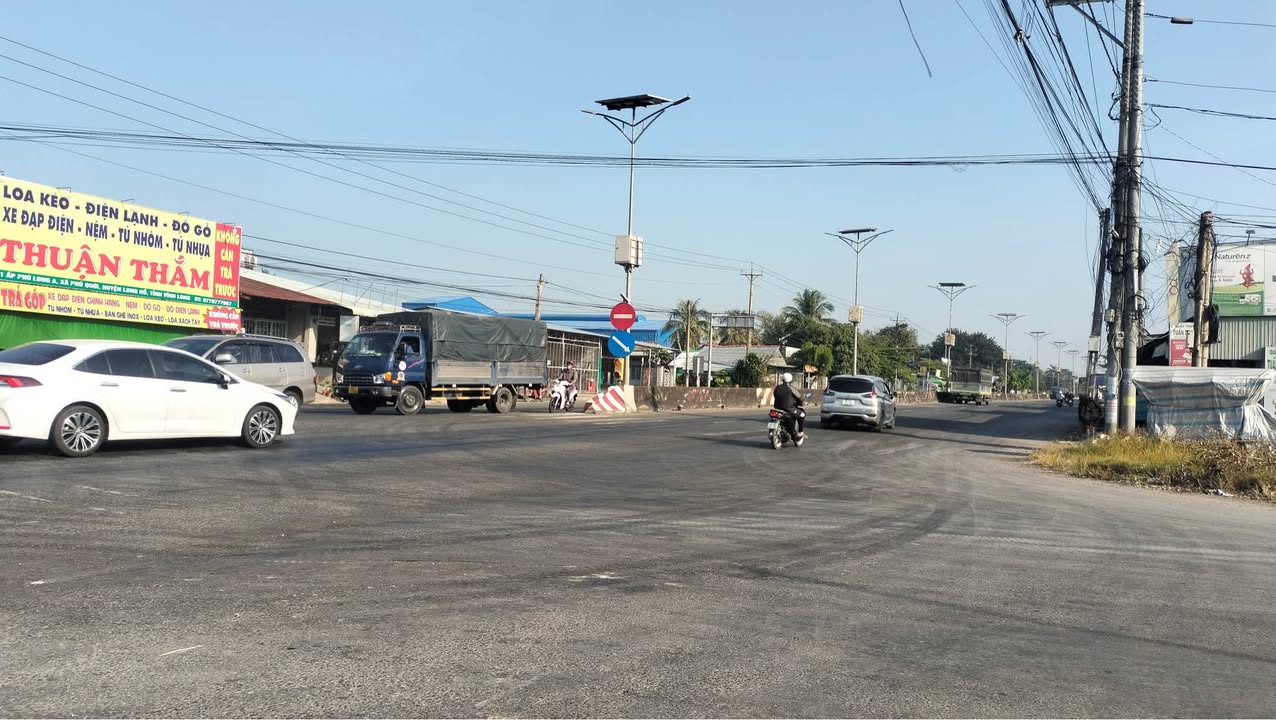 Đất 3 mặt tiền Quốc lộ 1A, xã Hòa Phú, diện tích 308m² - Tiềm năng kinh doanh lớn!