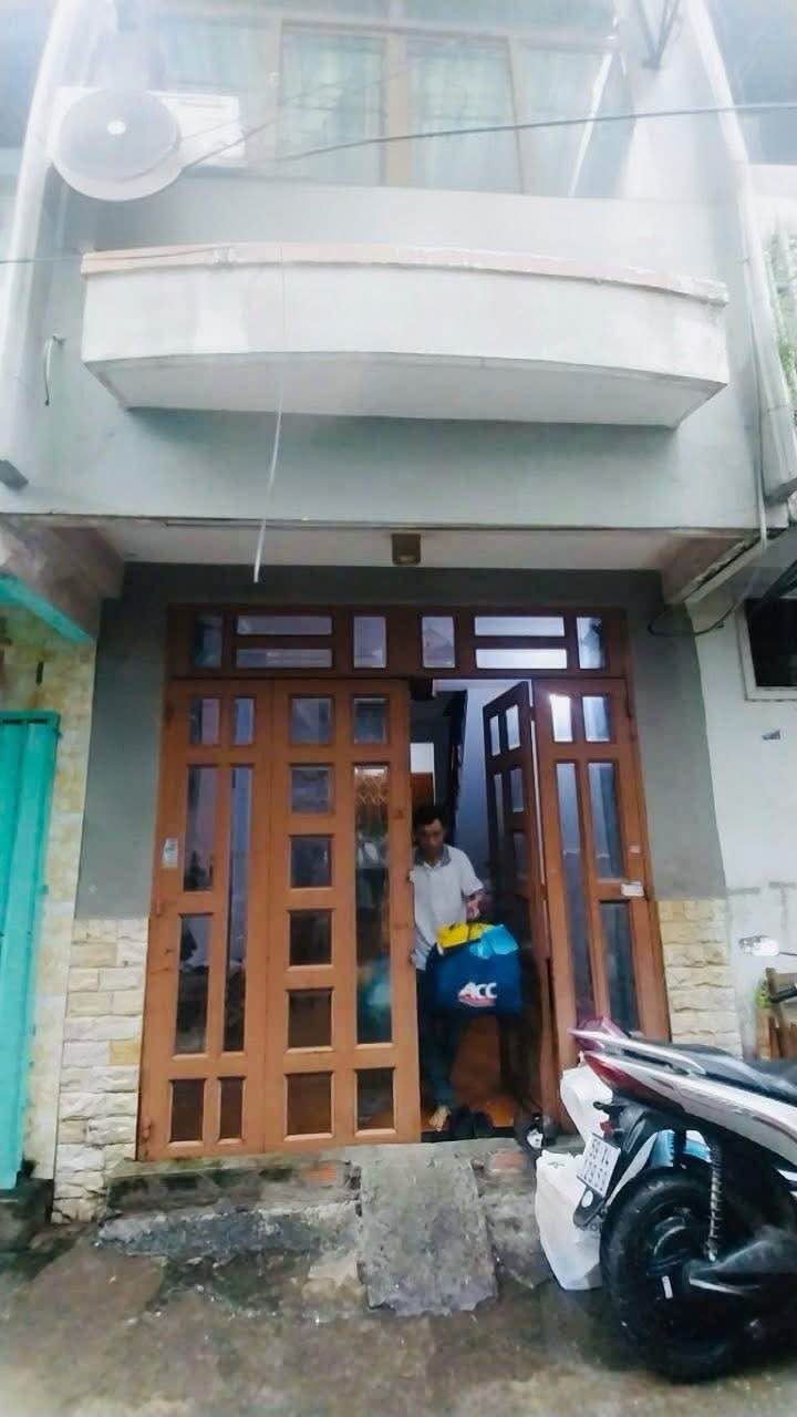 Nhà thuê hẻm 311 Âu Cơ, Tân Phú 21m² - Nhà full nội thất, giá chỉ 6 triệu!