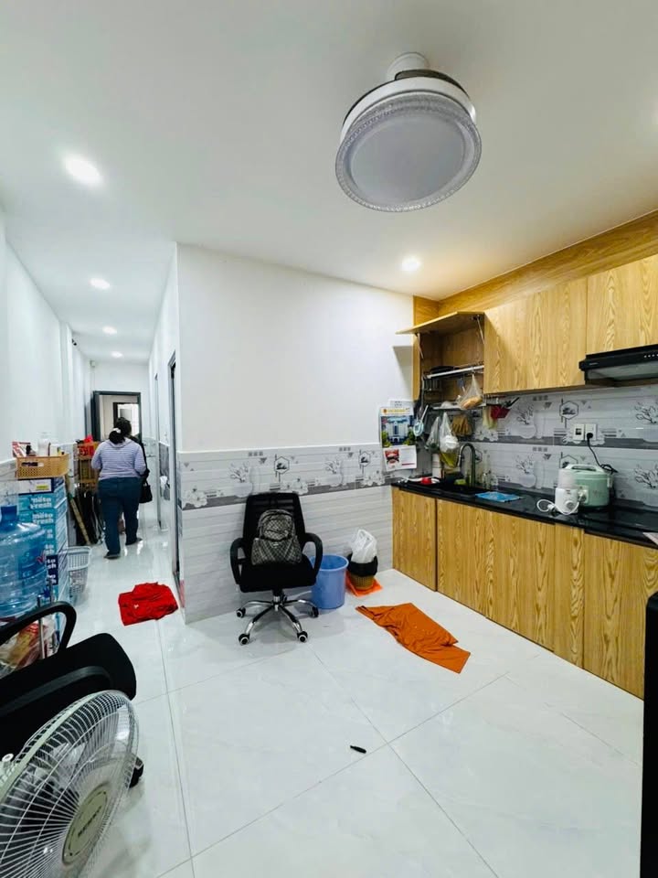 Căn hộ chung cư Gò Lầu, Tân Quý, Tân Phú 60m² giá 7.5 triệu - Full nội thất, sẵn sàng vào ở!