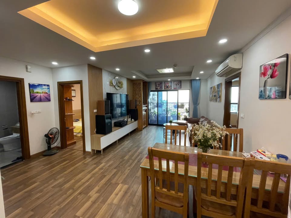 Căn hộ Goldmark City 3PN, 117m² chỉ 9.3 tỷ - Full nội thất, sổ đỏ sẵn sàng!