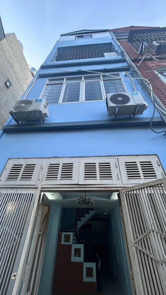 Nhà nguyên căn cho thuê tại Ngõ 449 Cổ Nhuế 4PN - Yên tĩnh, thoáng mát!