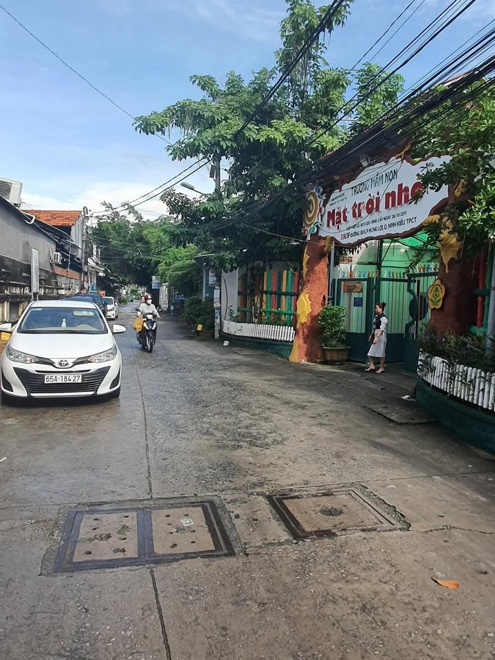 Nhà trọ 22 phòng máy lạnh mặt tiền hẻm 558 đường 30/4 Cần Thơ - Đầu tư sinh lời 80 triệu/tháng!