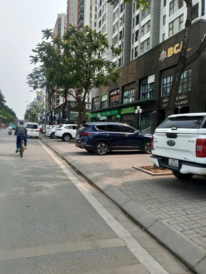 Nhà phố liền kề Lacasta, Hà Đông 70m² giá 20 tỷ - Kinh doanh lợi nhuận cao!