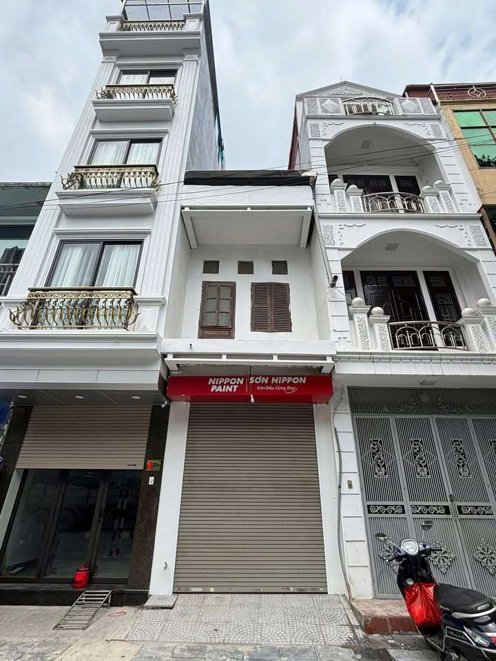 Nhà mặt phố Quang Trung, Hà Đông 83.5m² giá 16 tỷ - Sổ đỏ chính chủ!