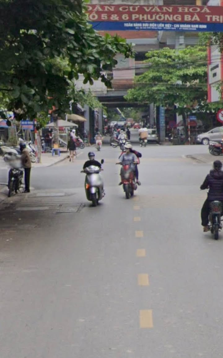 Cho thuê mặt bằng 100m² đường Trần Hưng Đạo - Không gian lý tưởng cho kinh doanh!