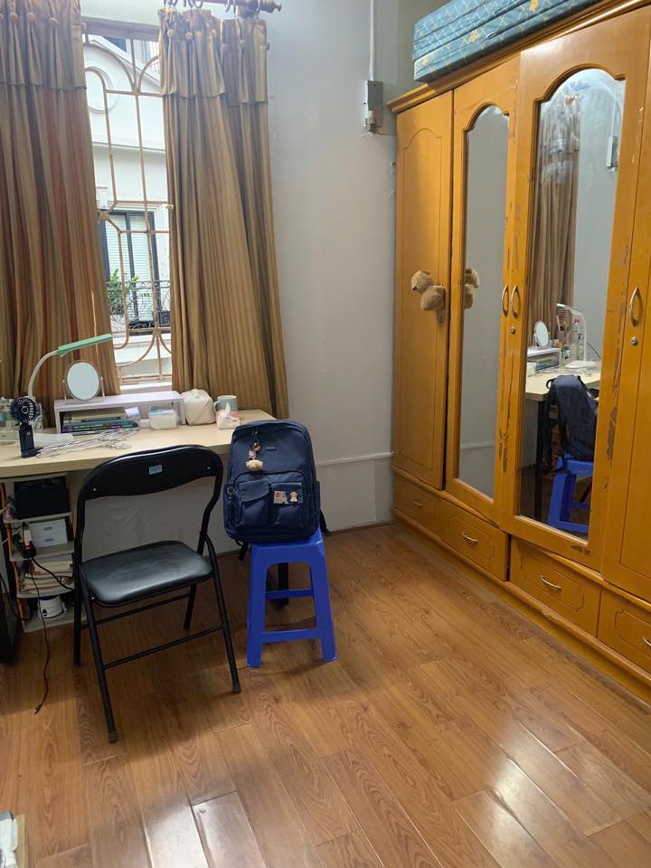 Phòng cho thuê mặt phố Đốc Ngữ - Ba Đình 2.2 triệu - View đẹp, tiện nghi đầy đủ!