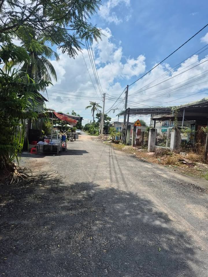 Đất nền khu phố Hiệp Thạnh, phường Tân Ninh, 150m² chỉ 1.2 tỷ - Mặt tiền đường nhựa 10m!