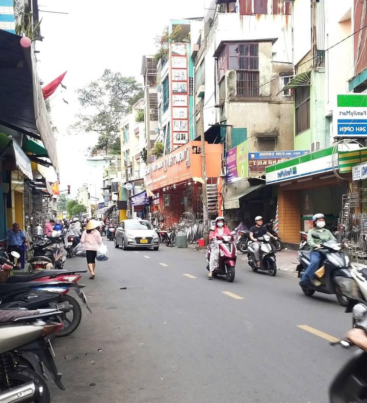 FrontHouse mặt tiền đường Vĩnh Viễn, Quận 10, 28m² - Cơ hội kinh doanh sinh lời!