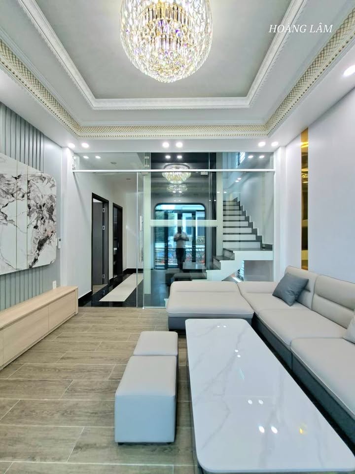 Nhà 5 tầng thang máy Lê Hồng Phong, Hải An 52m² giá 6.5 tỷ - Thiết kế sang trọng, đầy đủ tiện nghi!