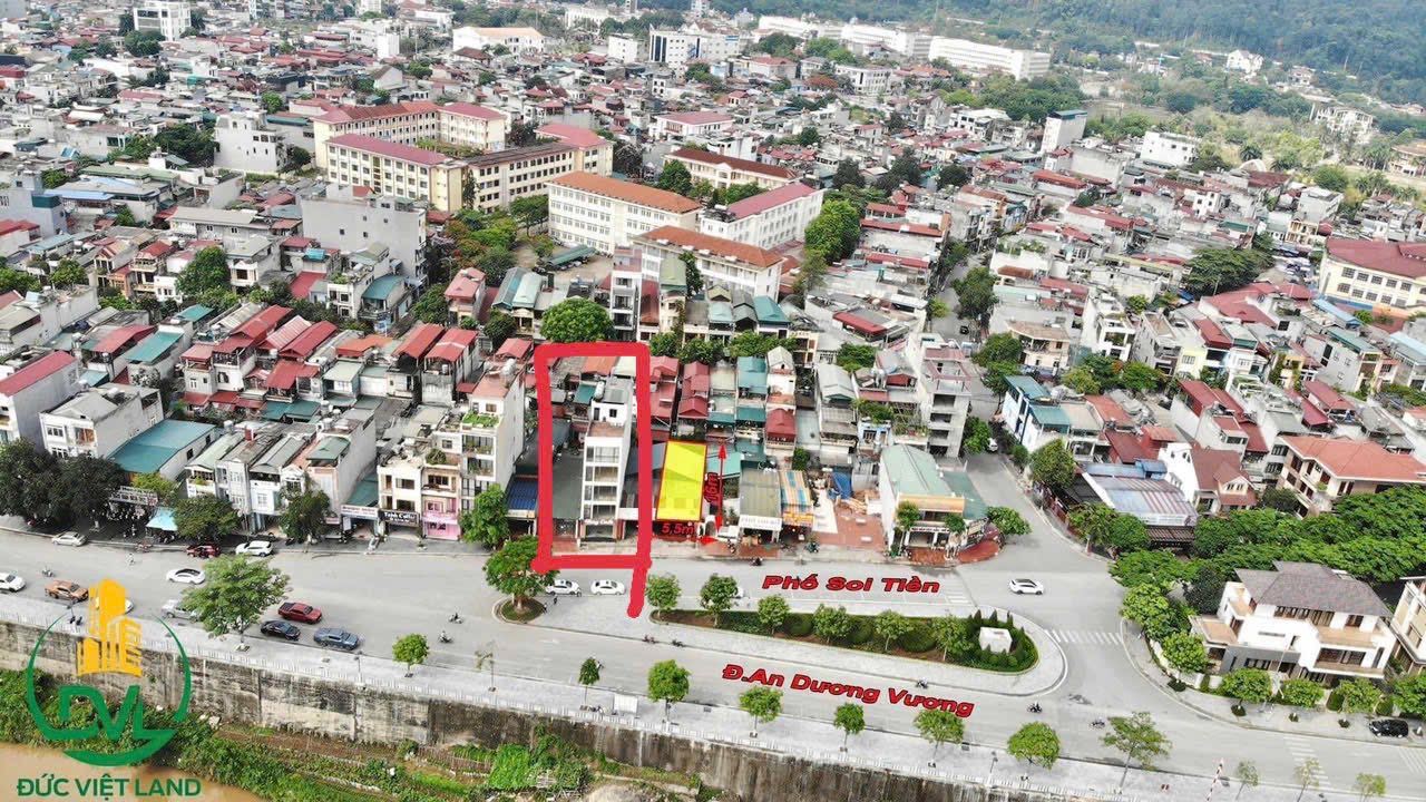 Nhà phố An Dương Vương Lào Cai 109m² giá 9.95 tỷ - Kinh doanh sầm uất!