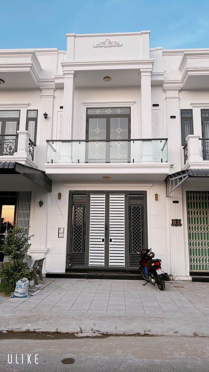 Nhà phố KĐT Tây Bắc Rạch Giá 90m² giá 3.25 tỷ - Hoàn thiện nội thất sang trọng!