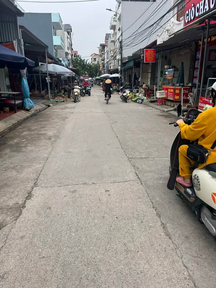 FrontHouse mặt tiền đường Phùng Hưng Lạng Sơn 67.8m² giá 4 tỷ - Địa điểm kinh doanh lý tưởng!