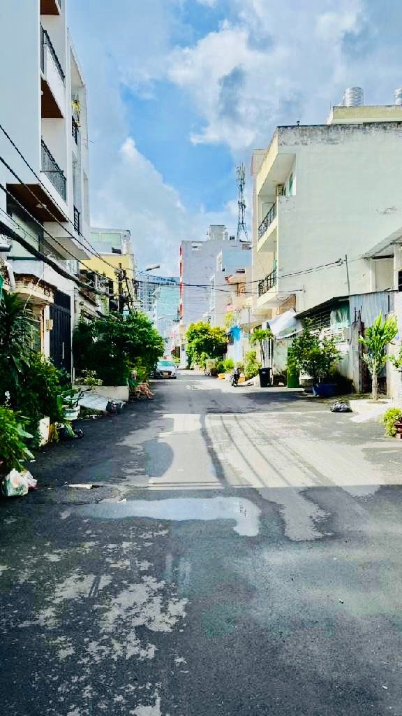 Đất nền đường Lê Công Phép, quận 6, diện tích 57m² - Giá chỉ 6.3 tỷ, xây mới ngay!