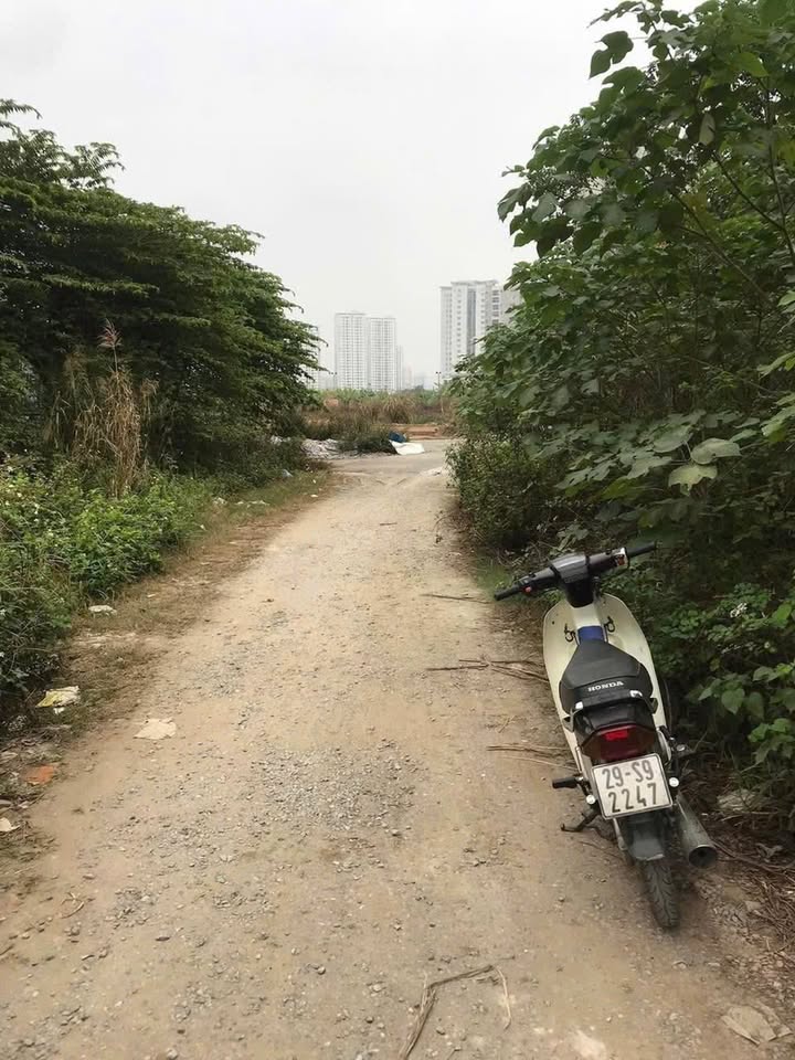 Kho cho thuê khu phố Thị Cấm, phường Xuân Phương, 230m² - Pháp lý rõ ràng, xe công vào tận cửa!