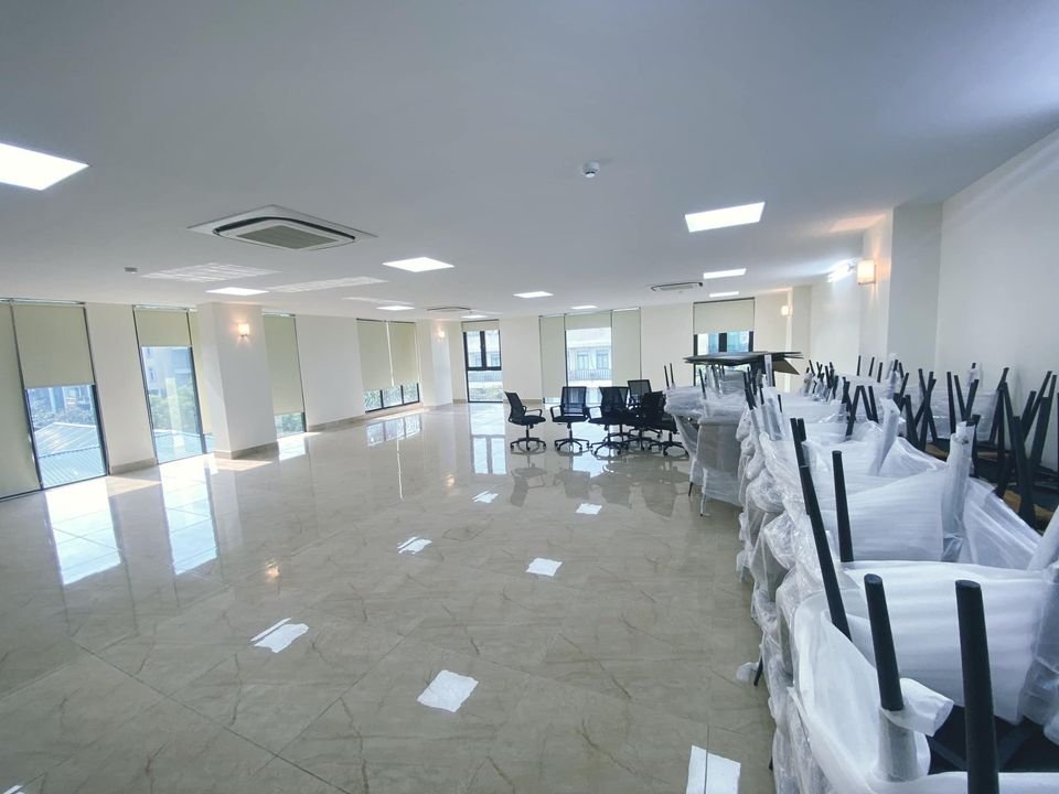 Văn phòng cho thuê tại Duy Tân, Cầu Giấy - Diện tích 80m² giá chỉ từ 12 triệu/tháng!