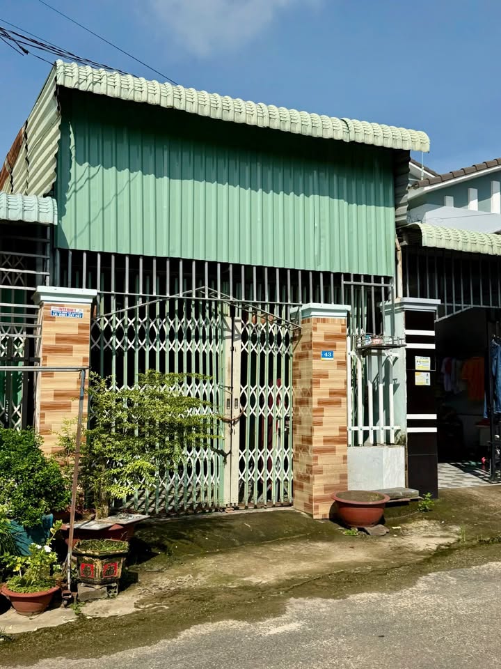 Nhà phố Khu Đông Á Tân Xuân Đồng Xoài 84m² giá 1.05 tỷ - Cơ hội đầu tư siêu lợi nhuận!