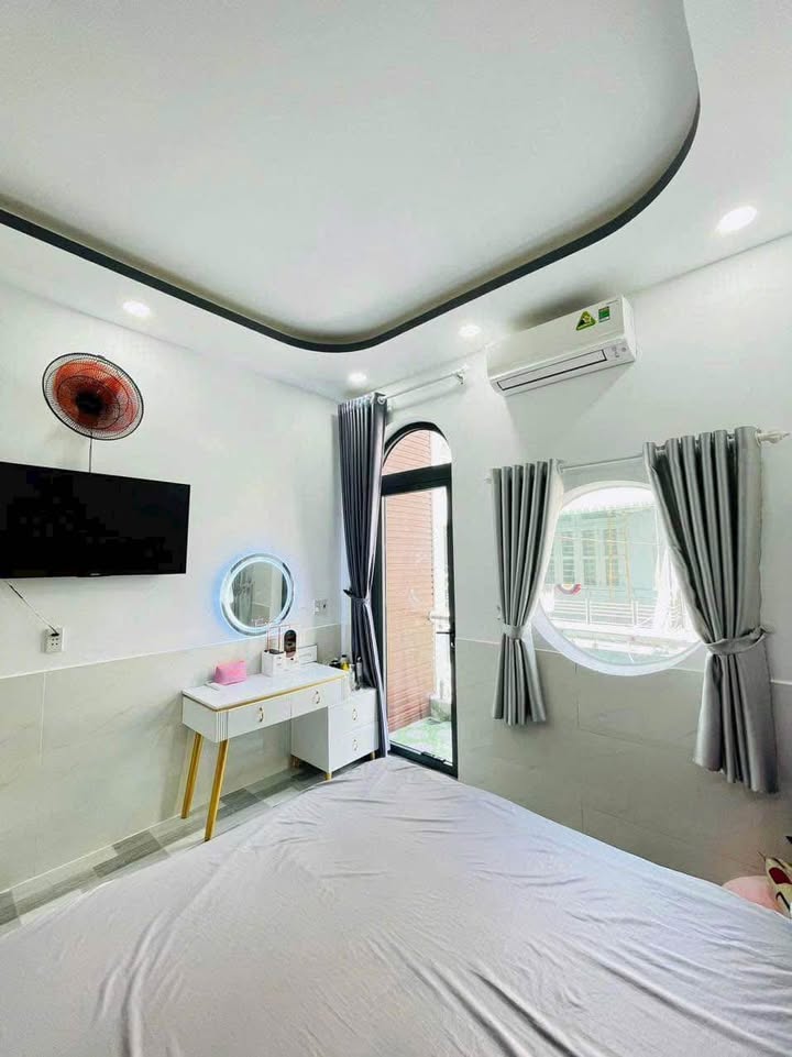 Nhà bán Thới An Quận 12 52m² giá 4.5 tỷ - Hẻm chuẩn 5m, nội thất cao cấp!