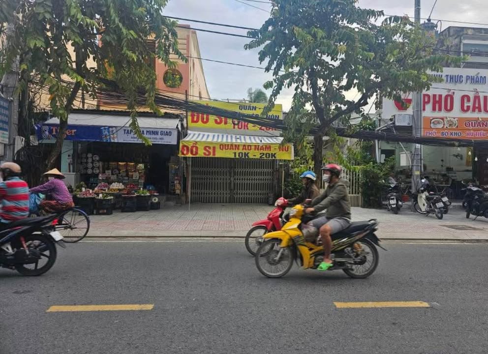 Nhà mặt tiền Lê Thị Hồng Gấm, Thới Sơn 109m² giá 6 tỷ - Pháp lý sổ hồng riêng