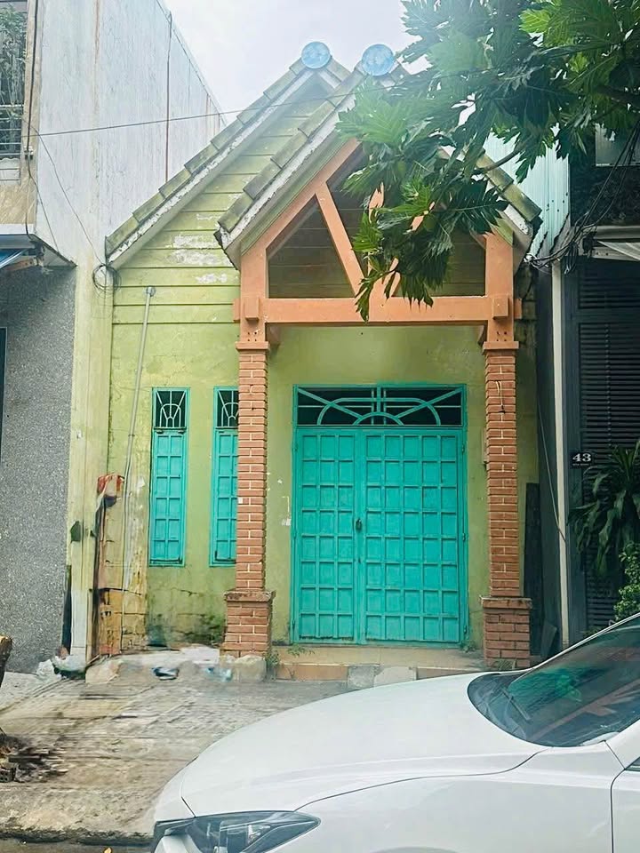 Đất tặng nhà cấp 4 phường Hòa Minh, Đà Nẵng 72m² giá 5.35 tỷ - Cách biển chỉ 300m!