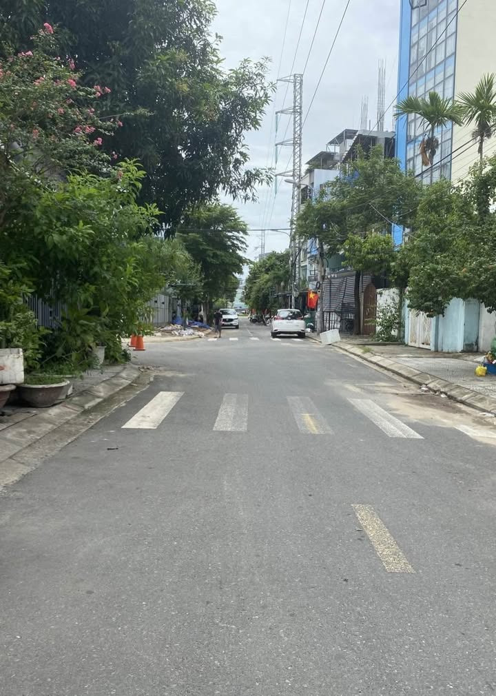 Đất lô góc Phước Mỹ 80.6m² giá 15.9 tỷ - Vị trí đắc địa sát biển Mỹ Khê!