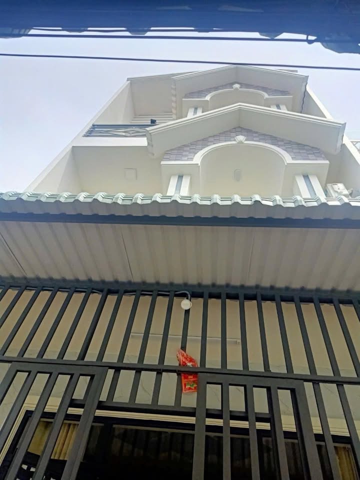 Nhà Trệt 2 Lầu Hẻm 388 Đường Nguyễn Văn Cừ 50m² giá 3.5 tỷ - Tiện ích đầy đủ, chính chủ!