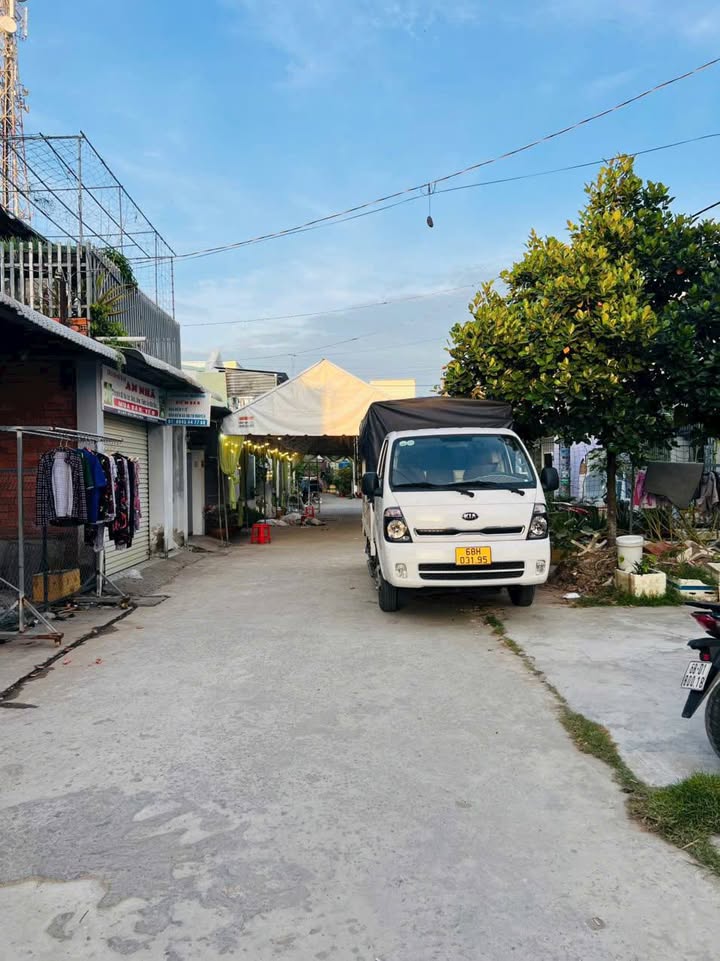 Nhà phố Vĩnh Lạc Rạch Giá 124m² giá 1.69 tỷ - Không thể bỏ lỡ!