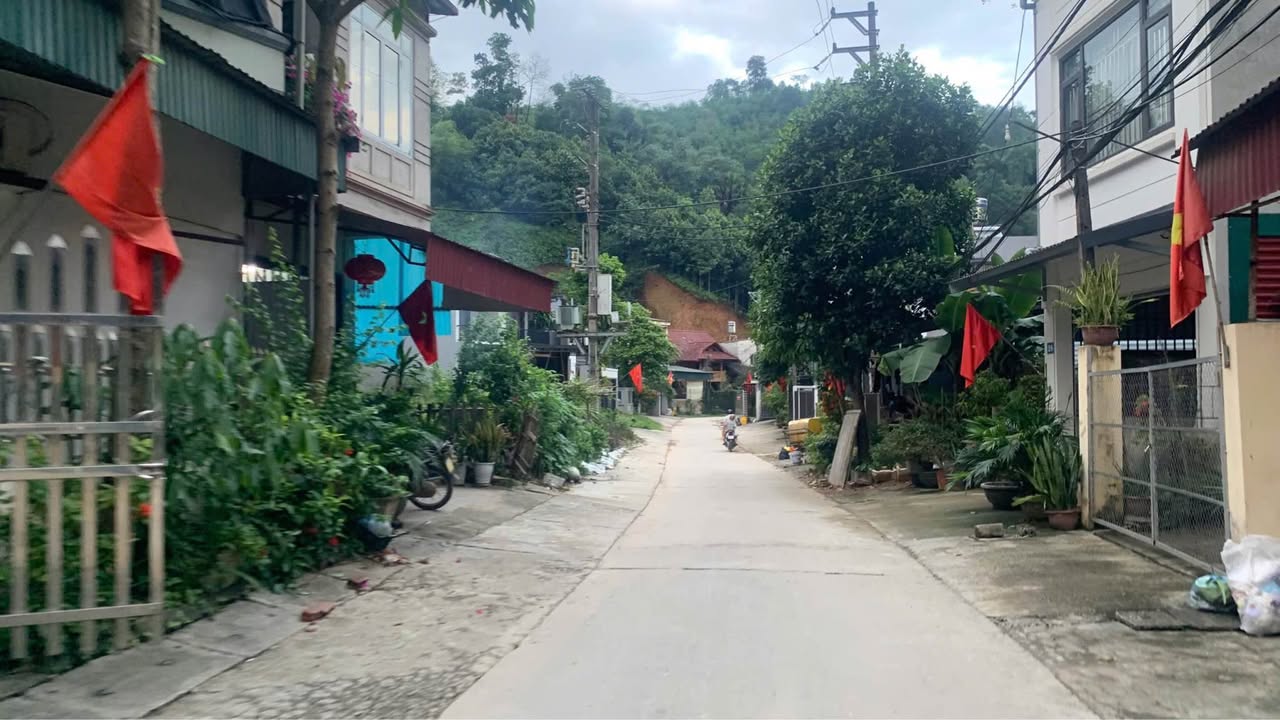 Đất thổ cư Đầm Mỏ Yên Bái 300m² giá 1.6 tỷ - Đầu tư sinh lời tuyệt vời!