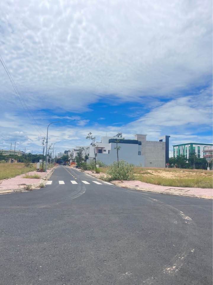 Đất nền phường Bình Kiến, Tuy Hòa 85m² - Gần biển, giá tốt!