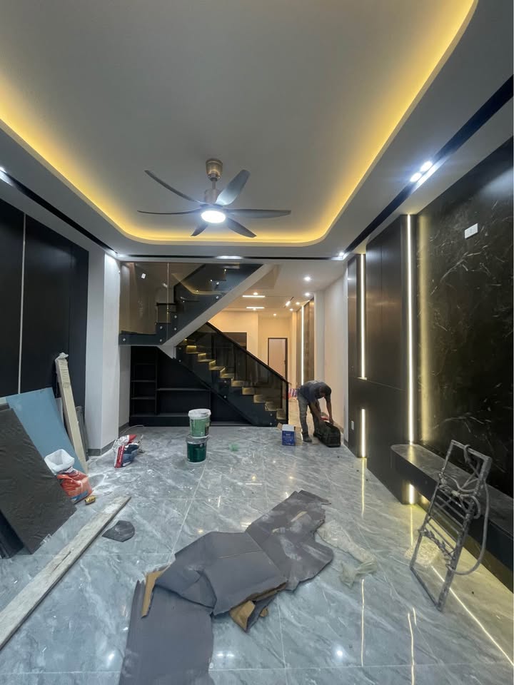 Nhà 3 tầng Đà Nẵng 88m² giá 7.8 tỷ - Full nội thất, cách biển 150m!