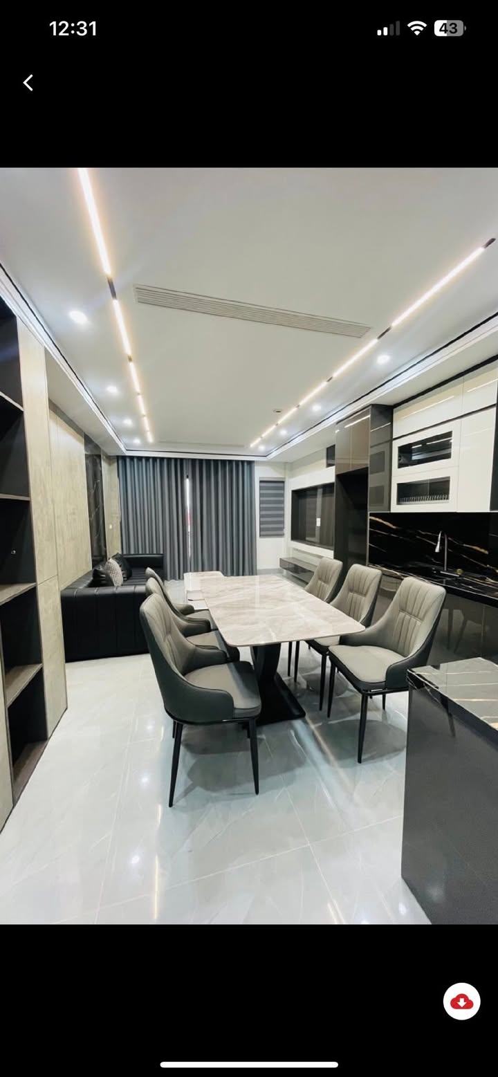 Nhà 7 tầng mặt tiền 4m tại phố Hồng Tiến, Bồ Đề - Hơn 14 tỷ, đầu tư sinh lời!