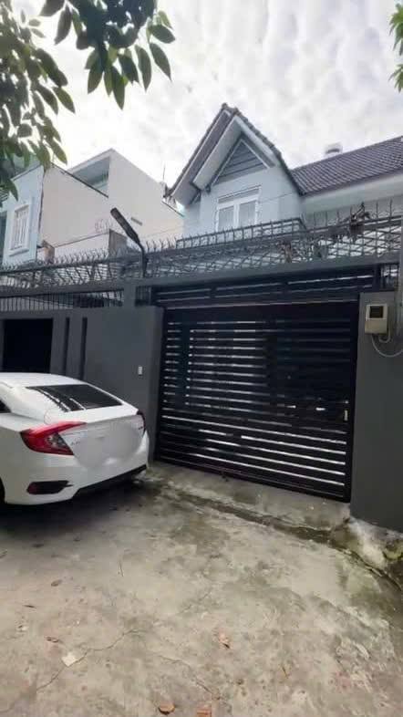 Nhà cho thuê hẻm ô tô đường 24 Linh Đông, Thủ Đức 120m² - Phù hợp cho gia đình và văn phòng