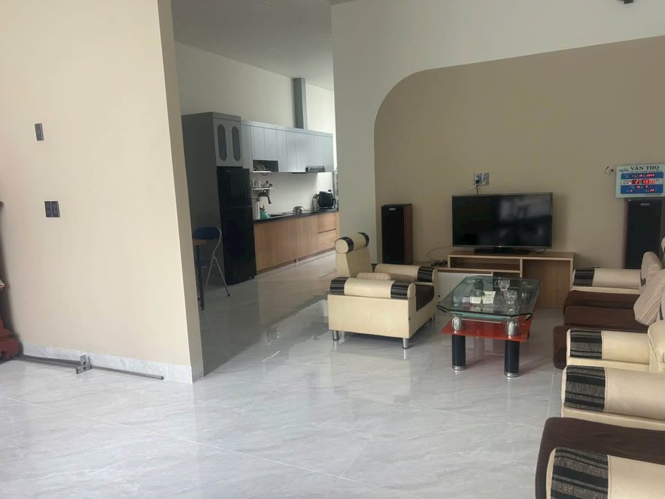 Nhà mới 135m² tại hẻm Lê Thị Hồng Gấm, Đức Trọng - Sẵn sàng vào ở ngay!