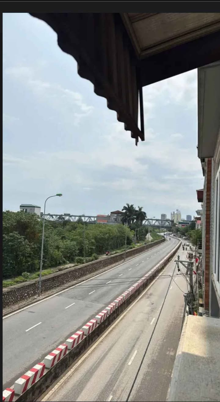 Nhà mặt phố Đông Ngạc 37m² giá 6 tỷ - Đầu tư sinh lời ngay!