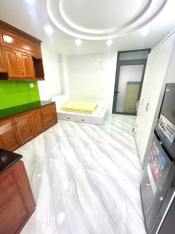 Cho thuê phòng Tân Phú 30m² giá 4 triệu - Nội thất đầy đủ, tách bếp