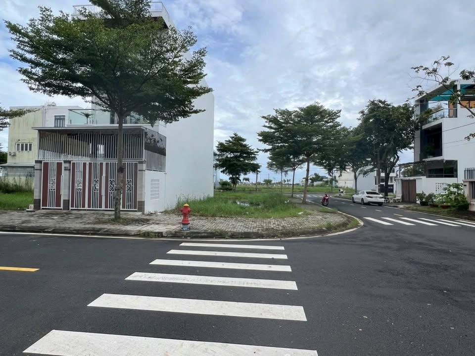 Đất nền góc 2 mặt tiền KDC Minh Thắng, Cà Mau 169m² giá 3 tỷ - Đầu tư an toàn!