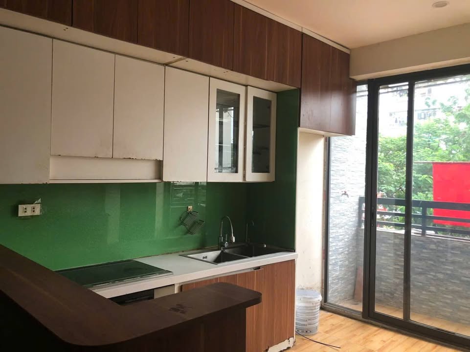 Căn hộ chung cư Linh Đàm 70m² giá 7.5 triệu - Cho thuê gấp, đầy đủ tiện ích!