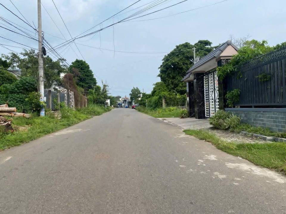 Đất thổ cư Hòa Long Bà Rịa 140m² giá 2.222 tỷ - Mặt tiền đường nhựa rộng rãi!