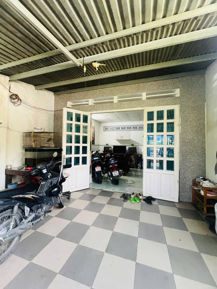 Nhà cấp 4 xã Đại Phước Nhơn Trạch 104m² giá 2.35 tỷ - Gần phà Cát Lái!