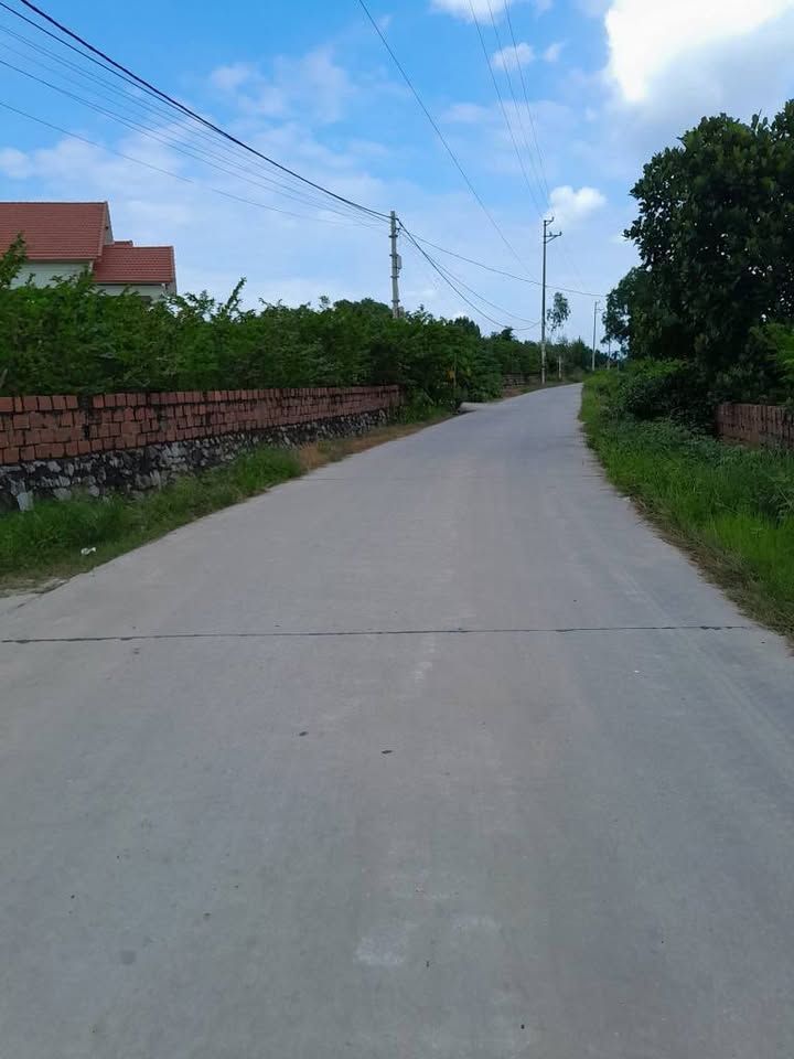 Đất thổ cư Vườn Chay, Quảng Yên 306m² - Mặt đường rộng ô tô tránh nhau
