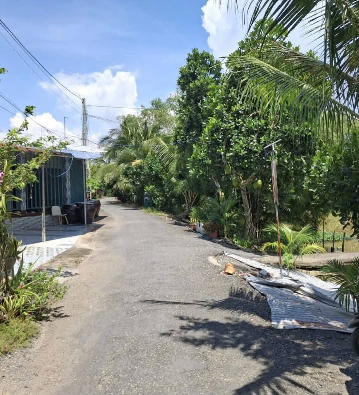 Đất nền mặt tiền lộ nhựa 130m² giá chỉ 380 triệu - Cơ hội đầu tư tuyệt vời!