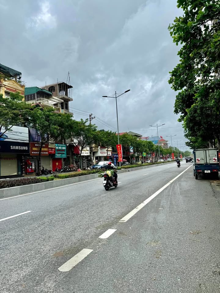 Đất nền đẹp đường Chiến Thắng, Đông Thành 94.8m² giá 6.8 tỷ - Vị trí trung tâm, đầu tư sinh lời!