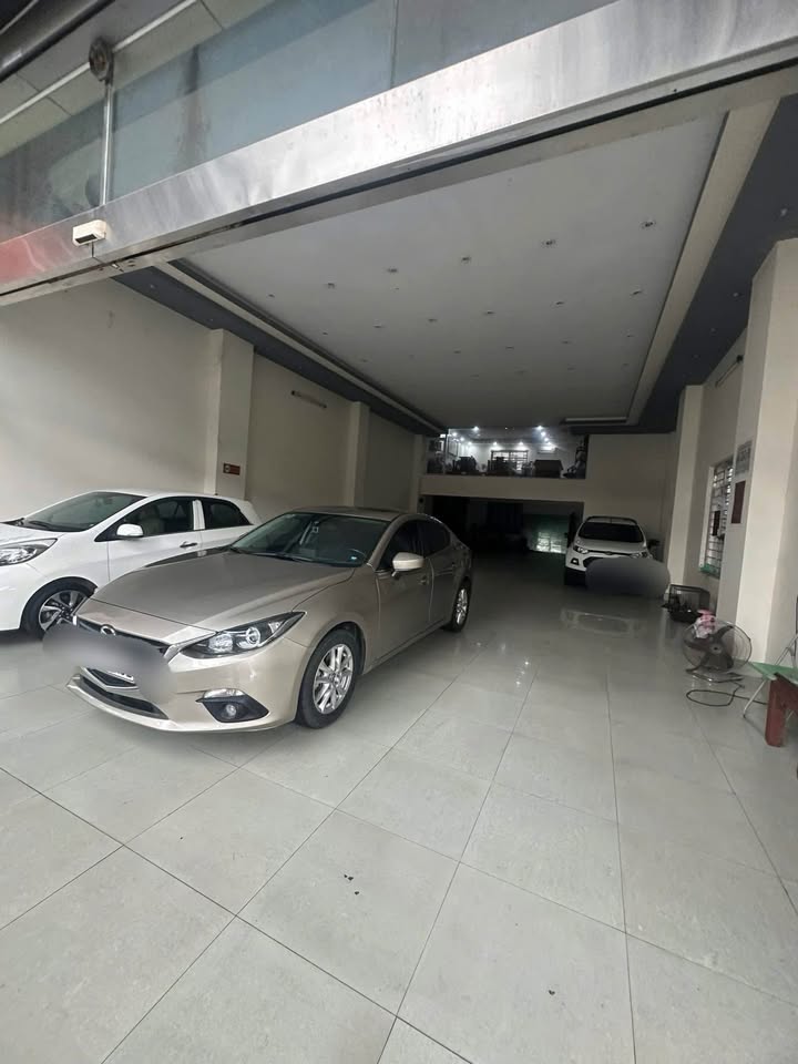 Cho thuê mặt bằng Phan Đình Phùng 200m² - Vị trí đắc địa, sầm uất!