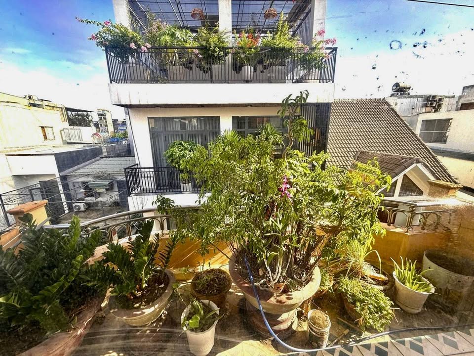 Nhà 3 tầng đường 2 tháng 9, Hải Châu 75m² giá 5.7 tỷ - Bán gấp, view đẹp!