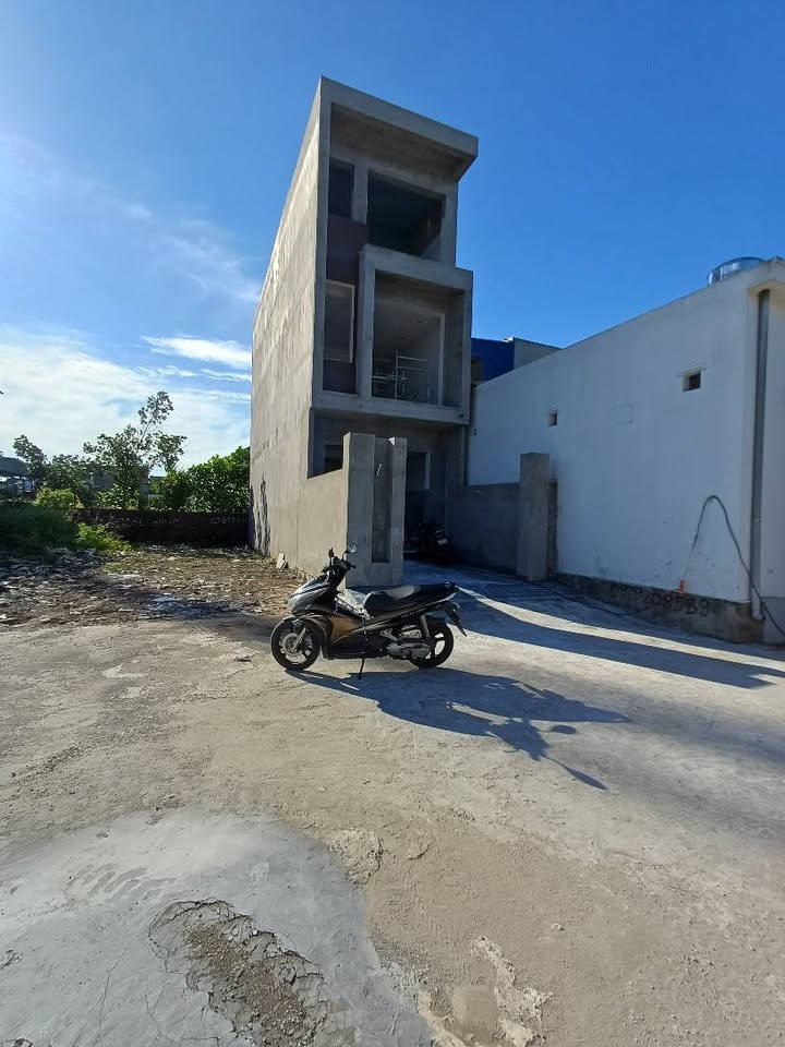 Nhà 3 tầng độc lập tại Hồng Thái, An Dương 69m² giá 2,95 tỷ - Sổ đỏ chính chủ!