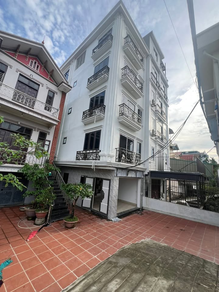 Nhà mới bán gấp Bắc Từ Liêm 32m² giá 5 tỷ - Không gian sống chuẩn resort!