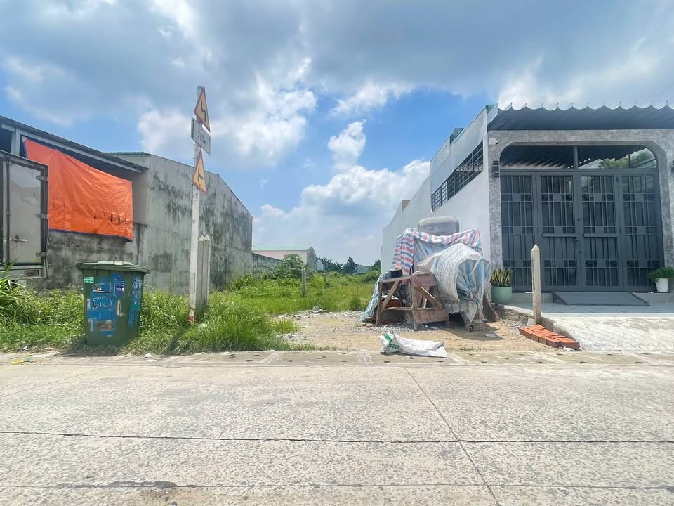 Đất mặt tiền đường 236, xã Tân Phú Trung, Củ Chi 165m² giá 2.9 tỷ - Đầu tư sinh lời tuyệt vời!