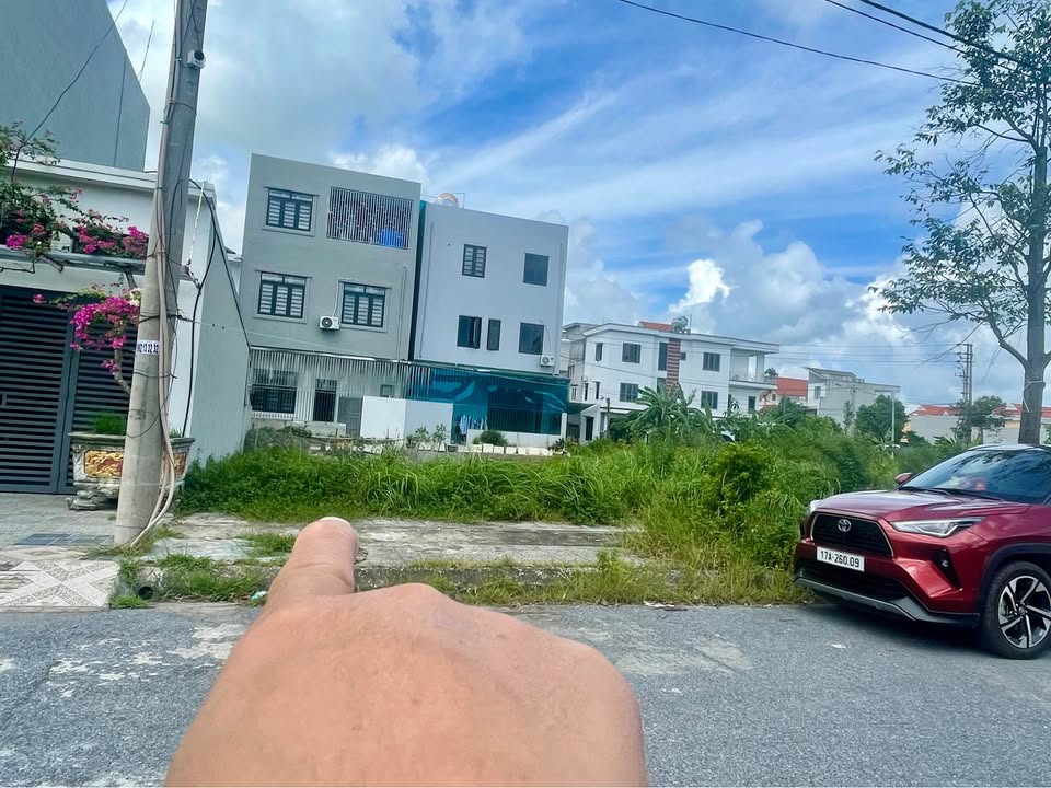 Đất Đô Thị 379 Thị Trấn Nê 90m² giá 1.7 tỷ - Vị trí đắc địa gần trung tâm!